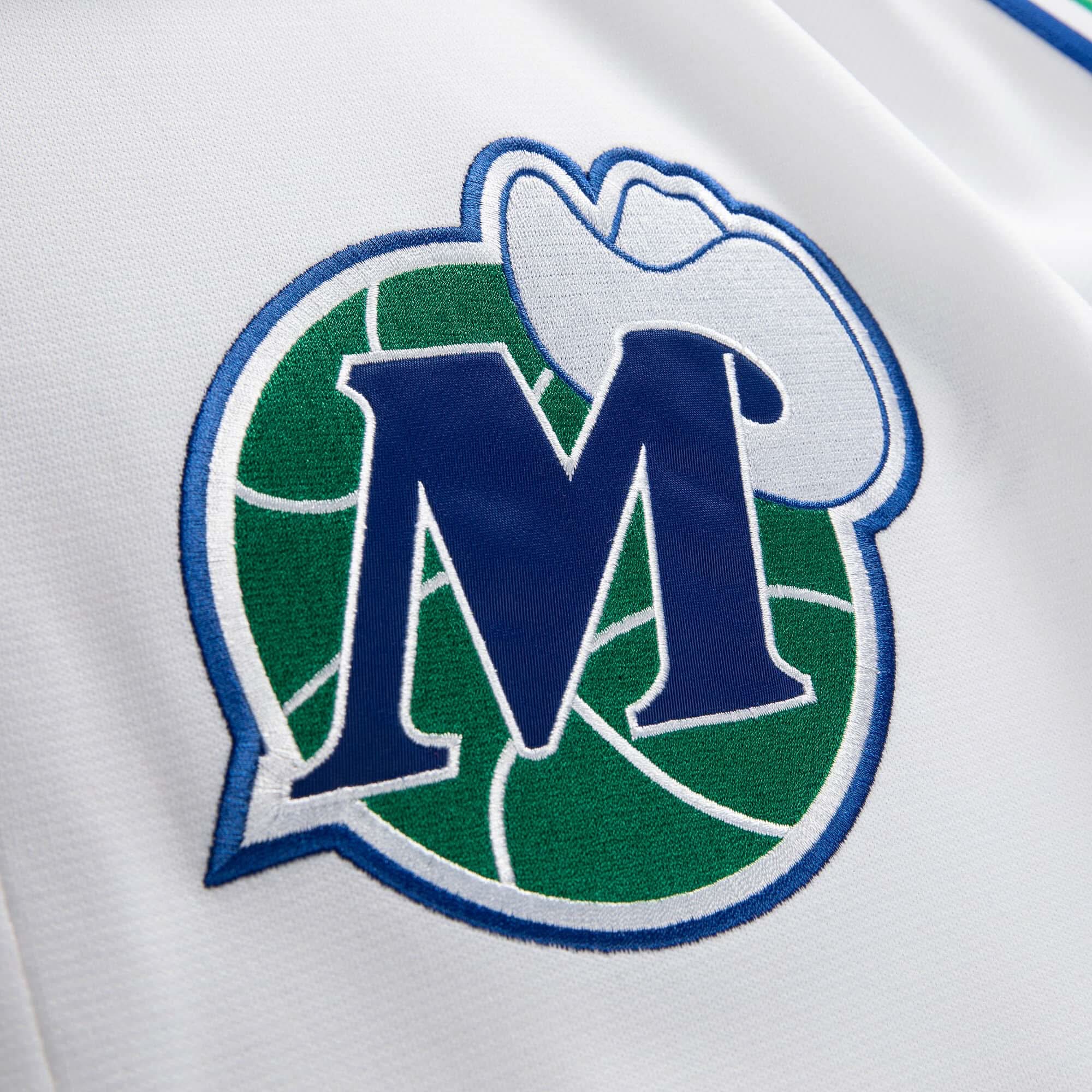 DALLAS MAVERICKS MITCHELL & NESS AUTHENTIC SHOOTING SHIRT - Image 3