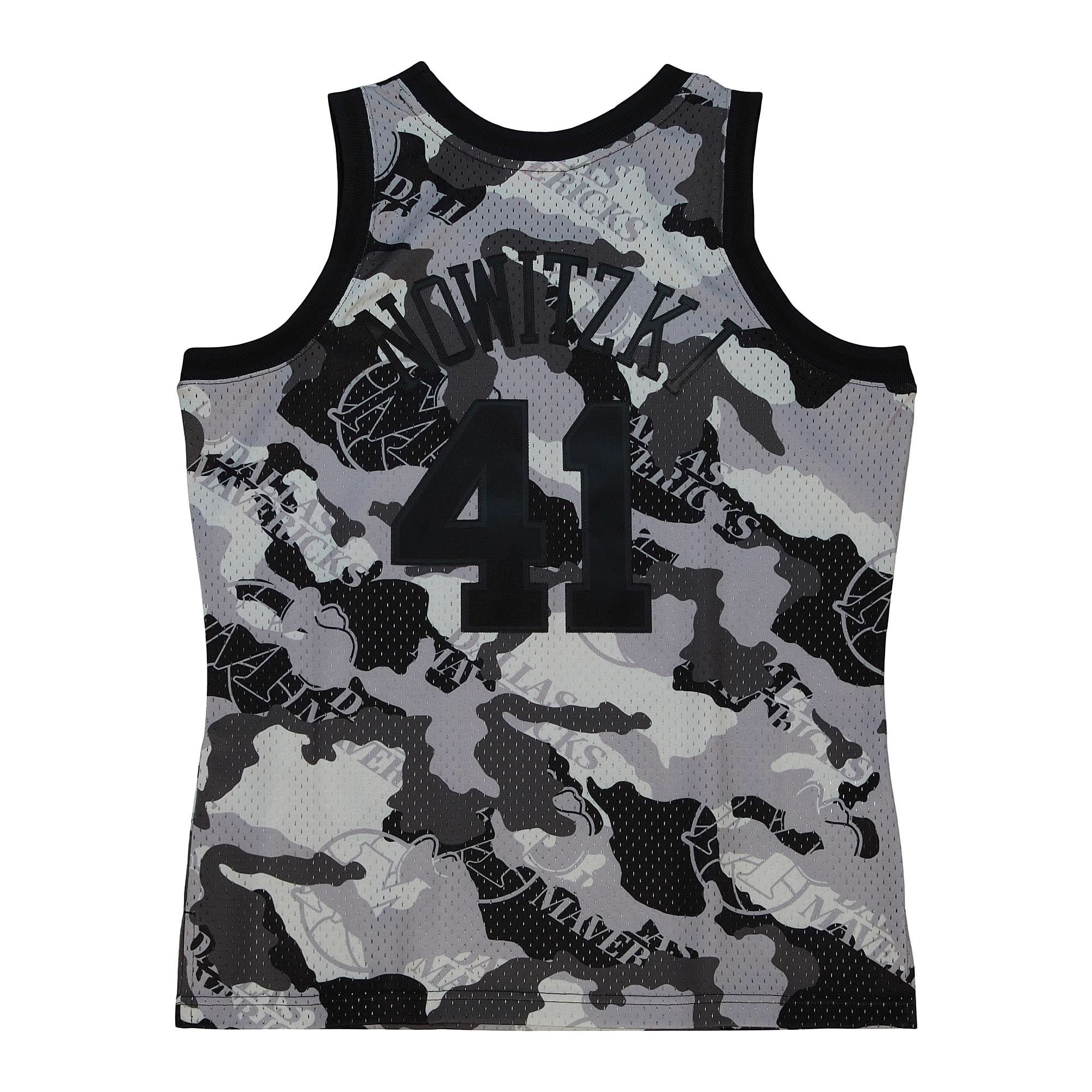 DIRK NOWITZKI DALLAS MAVERICKS MITCHELL & NESS BLACK CAMO SWINGMAN JERSEY - Image 2